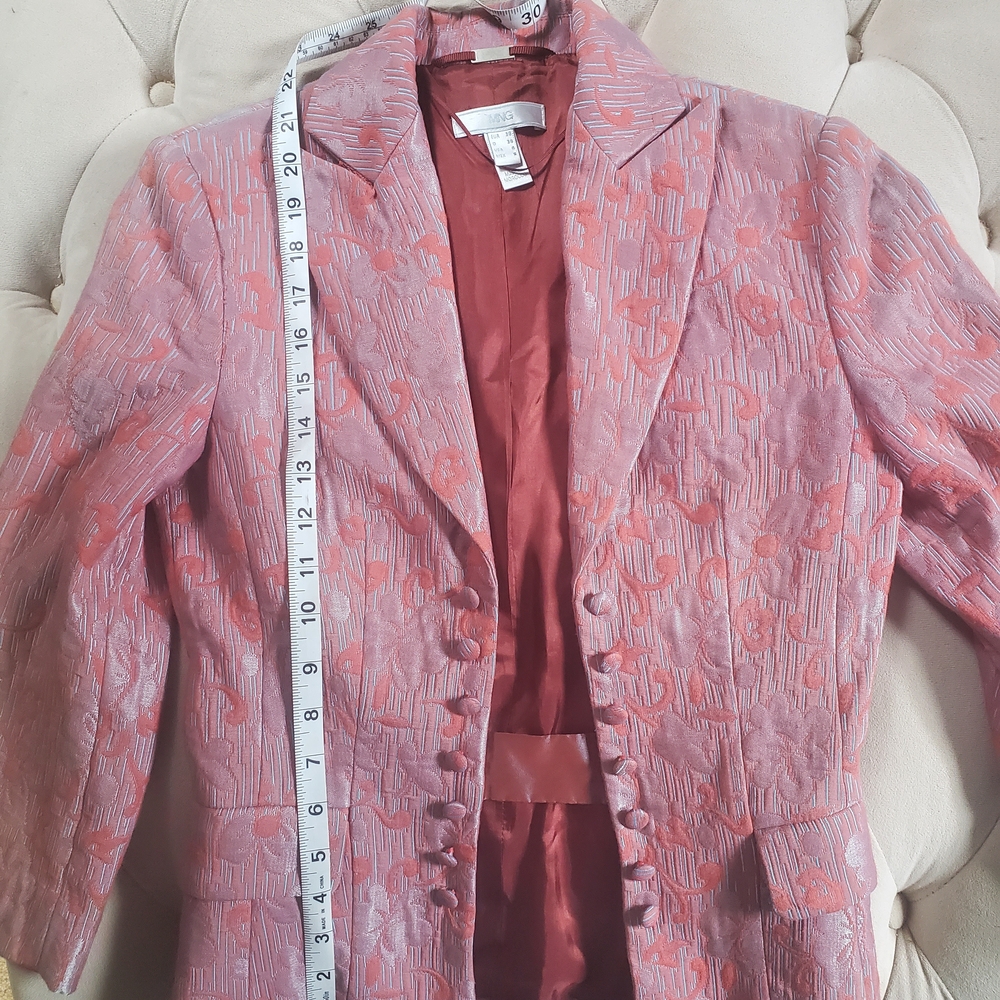 MNG Pink/Rust Ice Blue Blazer with Notched Lapel and Structured Shoulders - Picture 6 of 13
